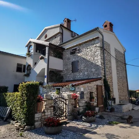 Rade Stancijeta アパート Novigrad Istria